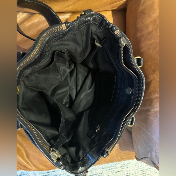 Coach Shoulder Bag - Picture 5 of 9